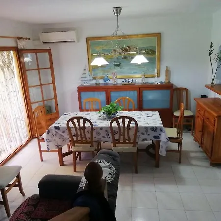 Casa Con Piscina Y Barbacoa