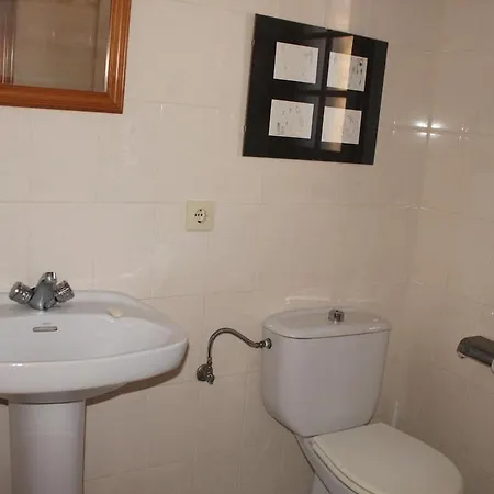Casa Con Piscina Y Barbacoa *